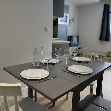 Apartment Le Douplex - 4pers - Hyper Centre - Reve Au Mans *